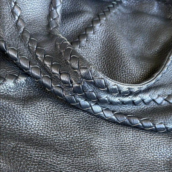 Bottega Intrecciato Cervo Black Leather Hobo 💘 - Picture 5 of 12